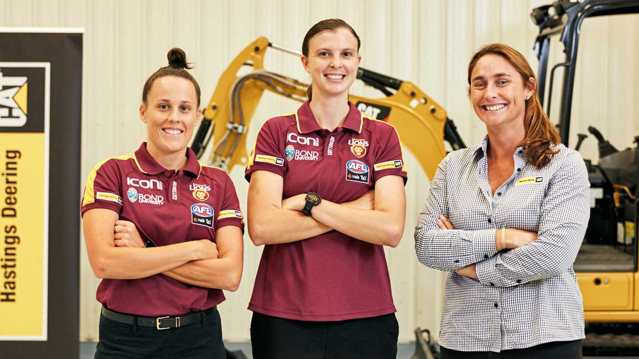 Hastings Deering extends partnership